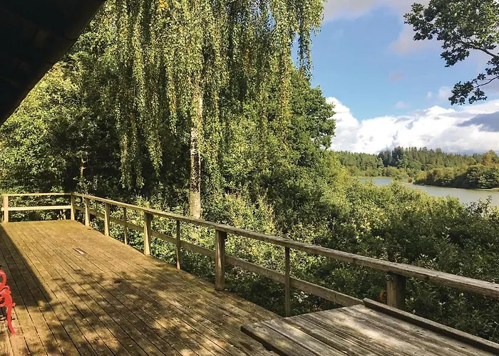 Three-bedroom In Ejstrupholm بيت للعطل